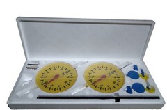 Динамометр демонстрационный (пара) - fgospostavki.ru - Югорск