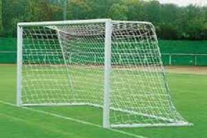 Сетка для футбольных ворот (нить 5 миллиметров, 5Х2Х(1Х1,5) ячейка 100Х100) - fgospostavki.ru - Югорск