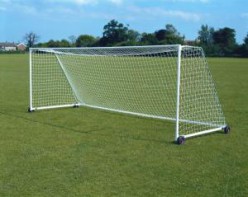 Сетка для футбольных ворот (нить 2,2 миллиметра, 5Х2Х(1Х1,5) ячейка 100Х100) - fgospostavki.ru - Югорск