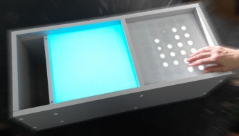 Интерактивный стол «Малыш», совмещенный со столом для рисования песком и с кармашком для песка - fgospostavki.ru - Югорск